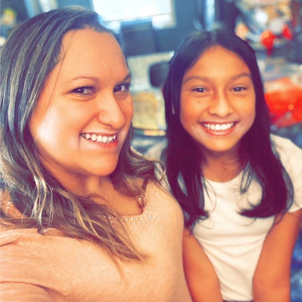 Meet your Posher, Esmeralda